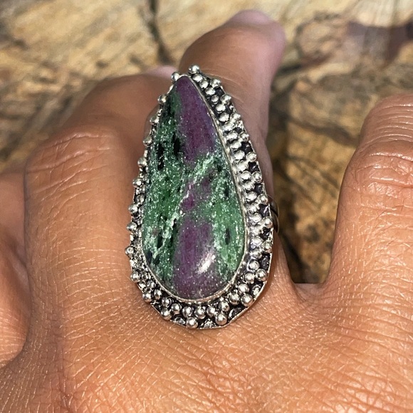 Ruby Zoisite Ring Size 8 - Picture 5 of 9